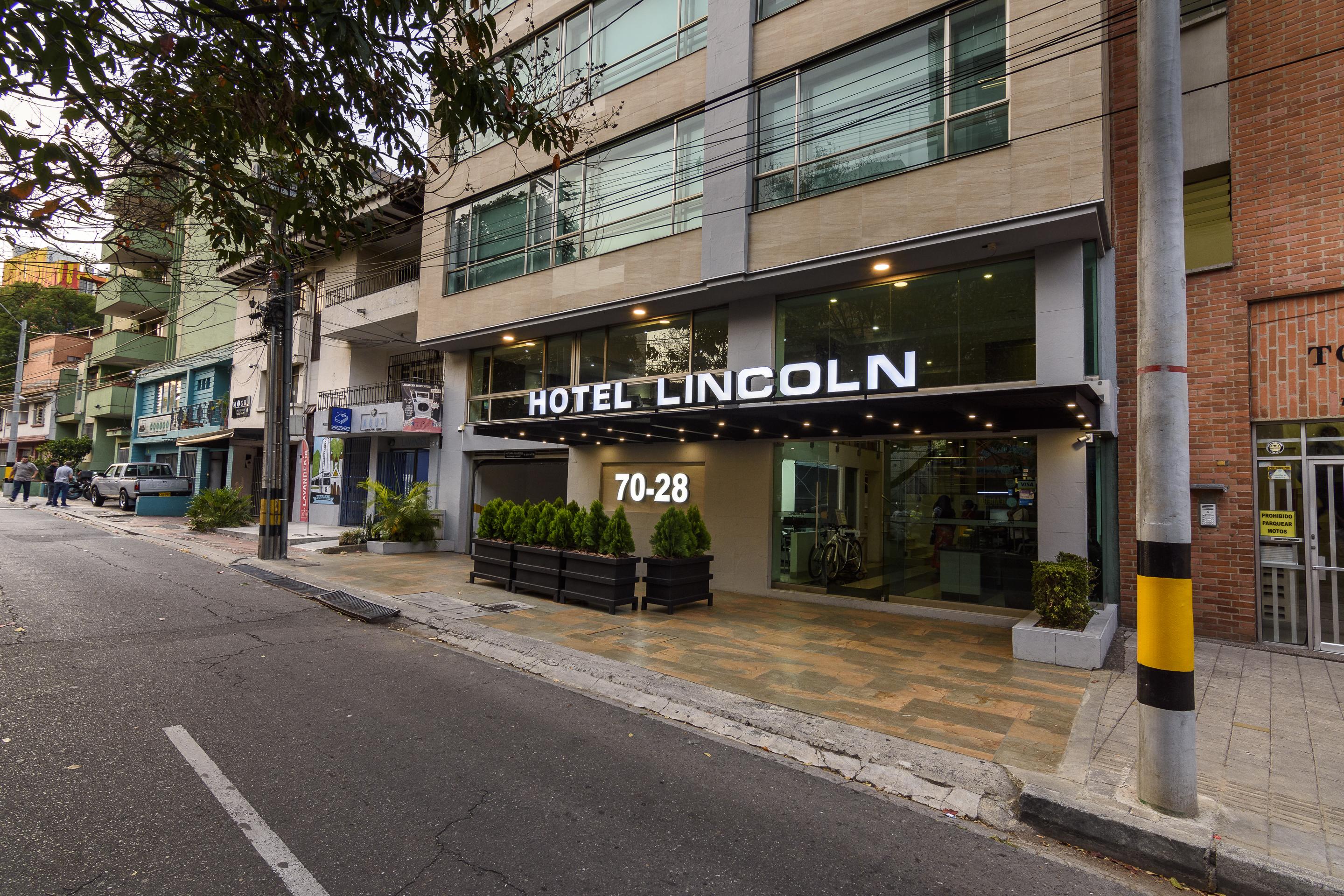 Hotel Lincoln Меделин Екстериор снимка