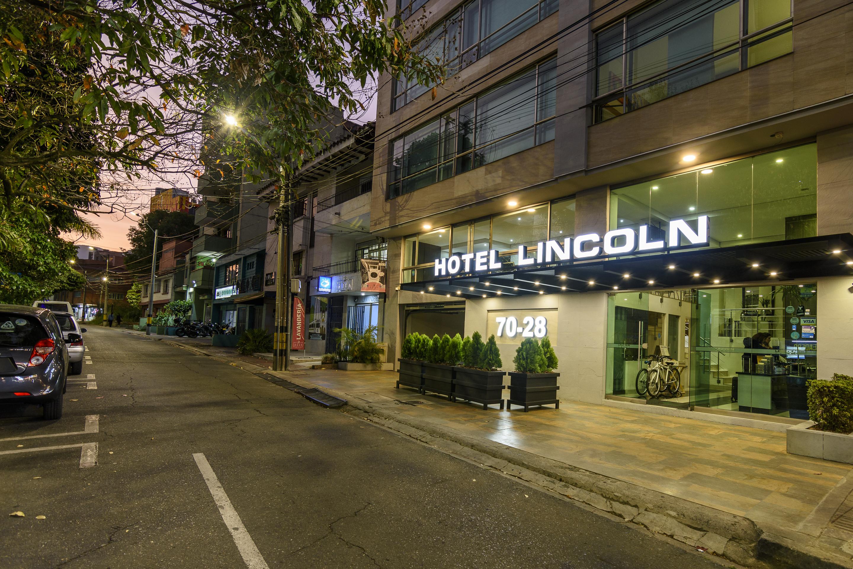 Hotel Lincoln Меделин Екстериор снимка