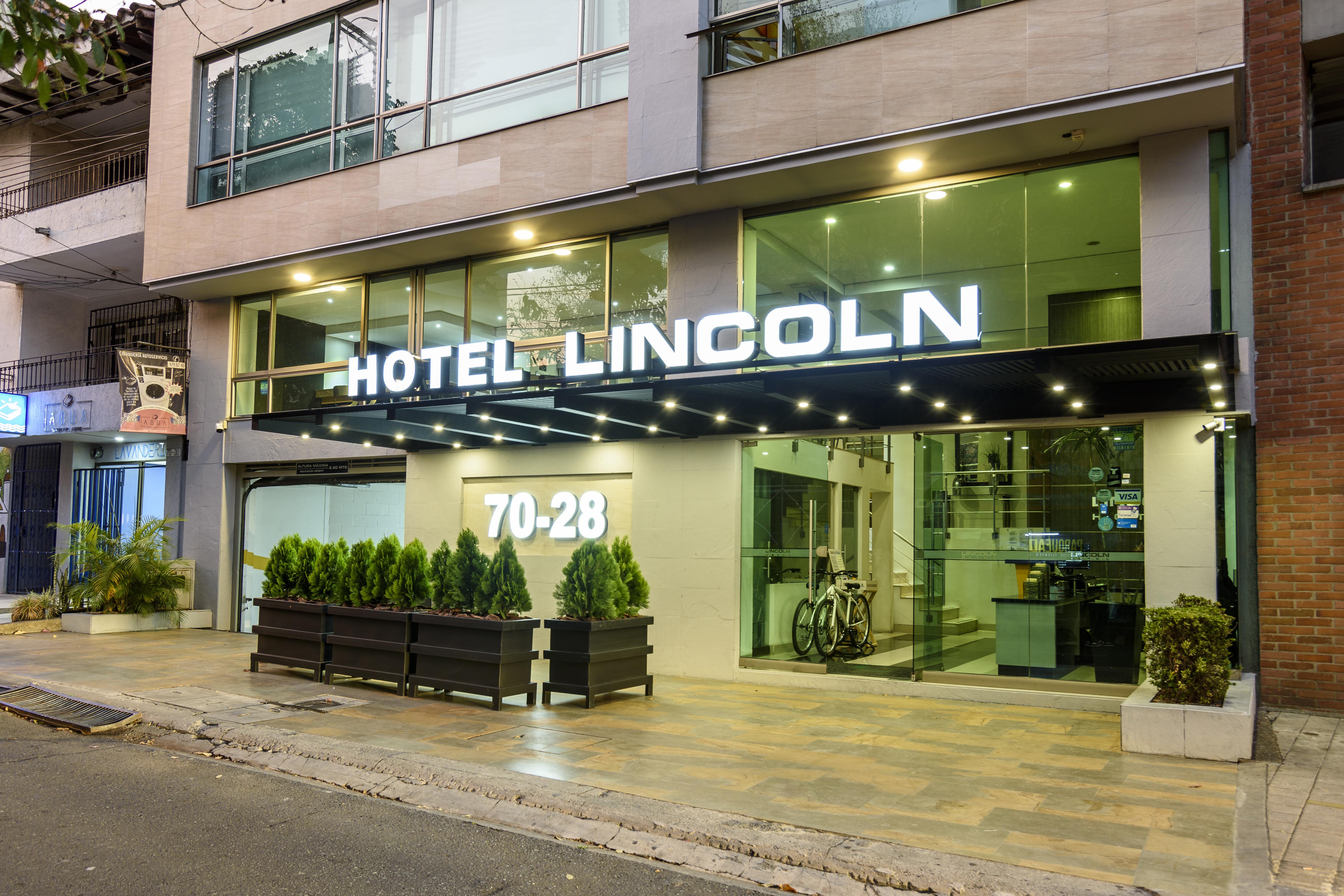 Hotel Lincoln Меделин Екстериор снимка