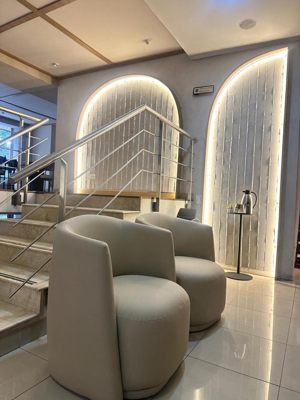 Hotel Lincoln Меделин Екстериор снимка