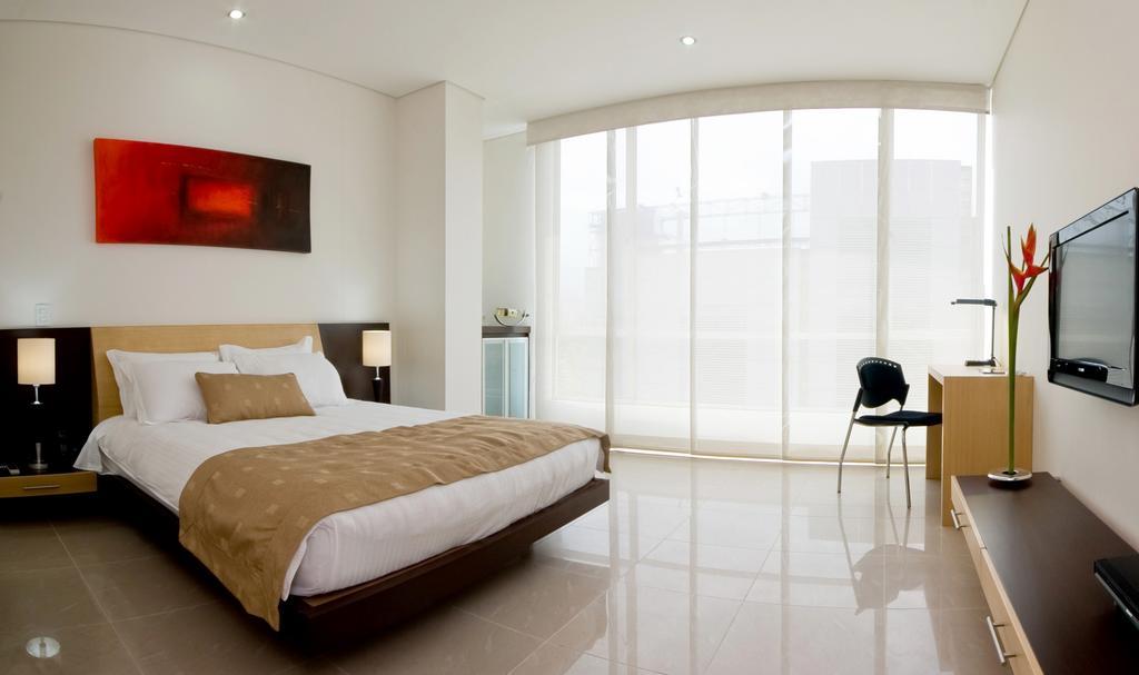 Hotel Lincoln Меделин Екстериор снимка